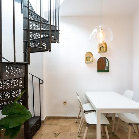 סביליה Apartamentos San Lorenzo מראה חיצוני תמונה