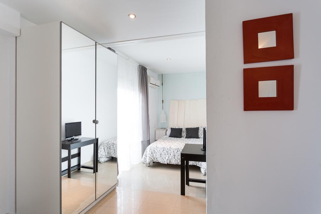 סביליה Apartamentos San Lorenzo מראה חיצוני תמונה