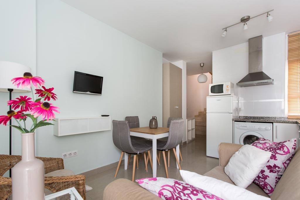 סביליה Apartamentos San Lorenzo מראה חיצוני תמונה